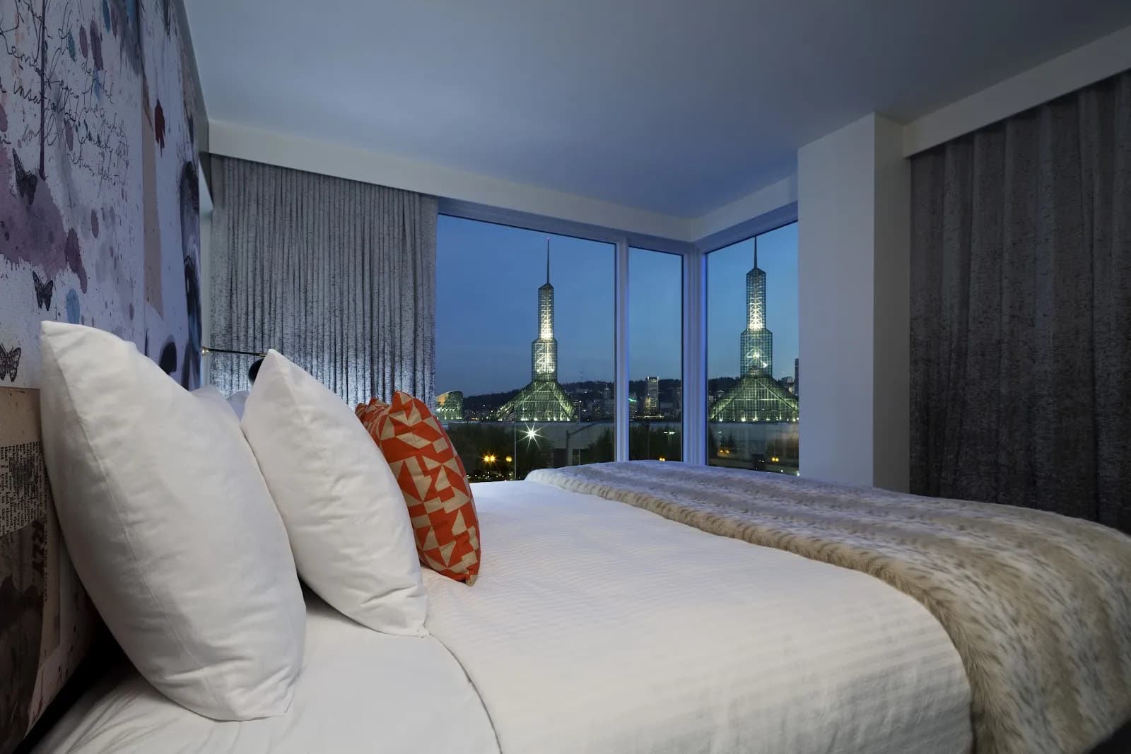 bedroom-cityview