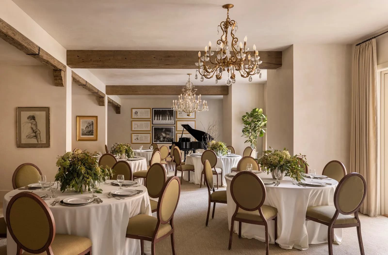dining-banquetroom
