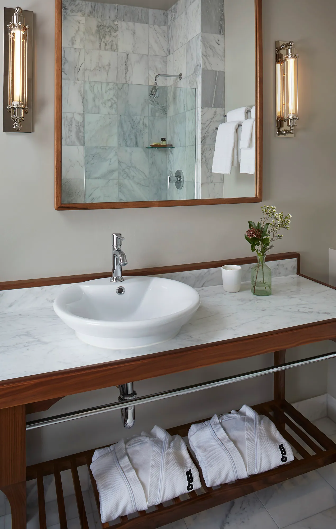 bathroom-vanity
