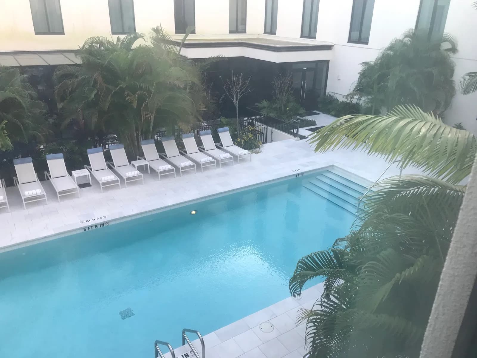 amenities-poolview