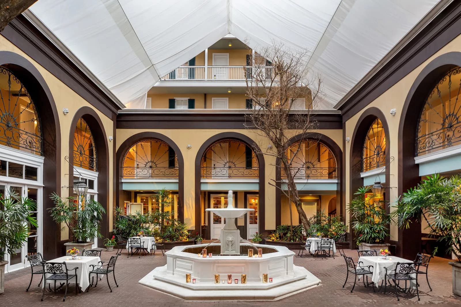 amenities-courtyard