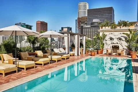 amenities-pool-2
