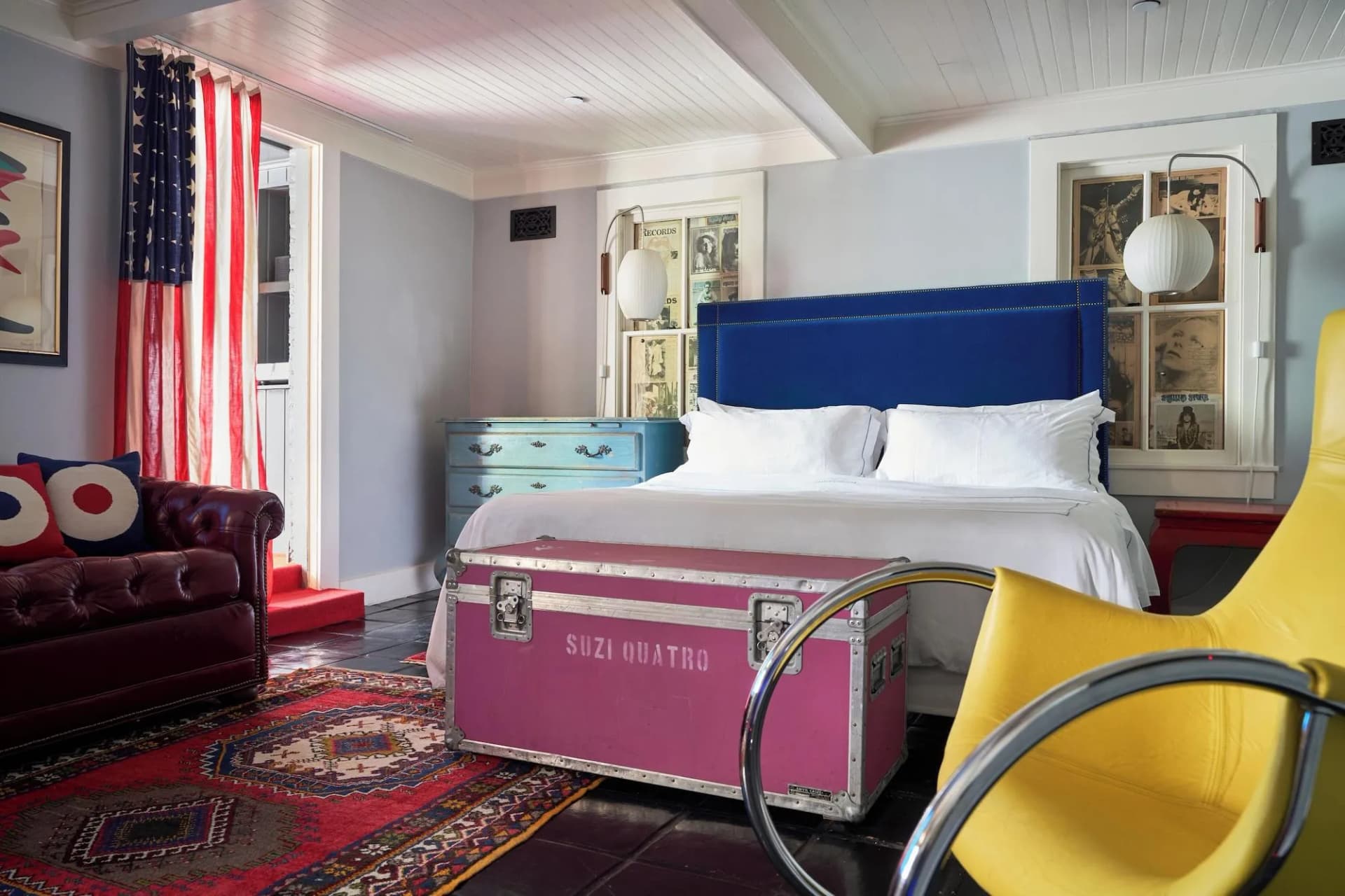 hotelsaintcecilia_bedroom_kingbed_3