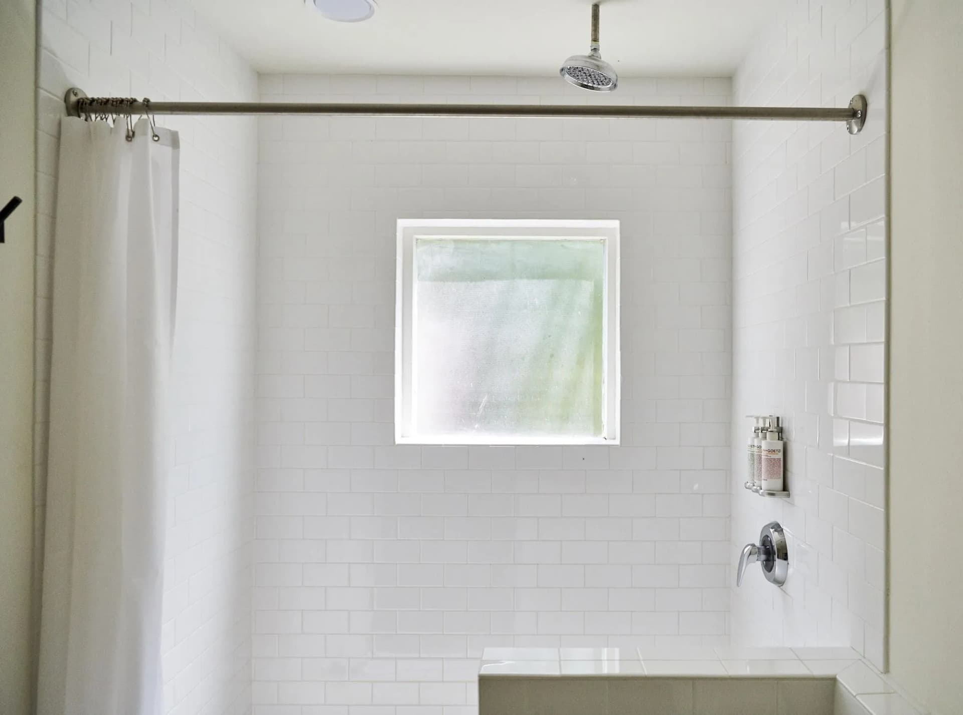 hotelsanjose_bathroom_shower
