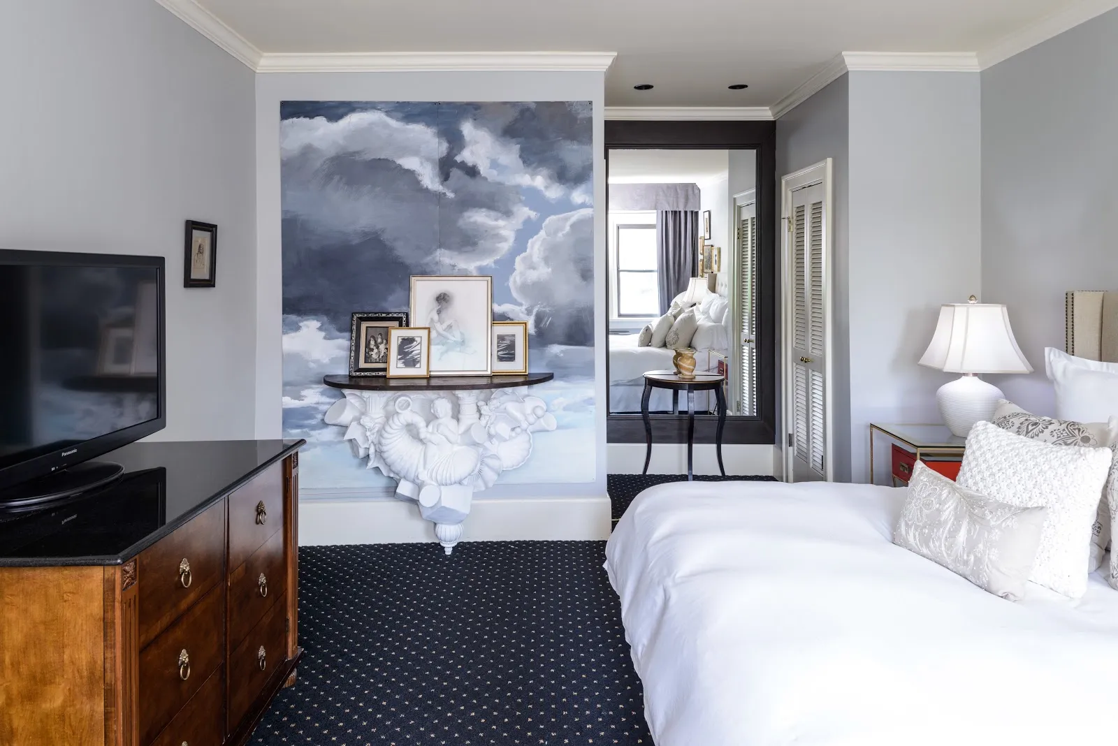 bedroom-kingbed