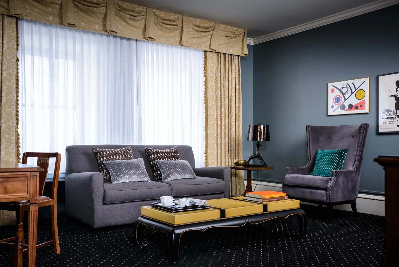 interior-lounge