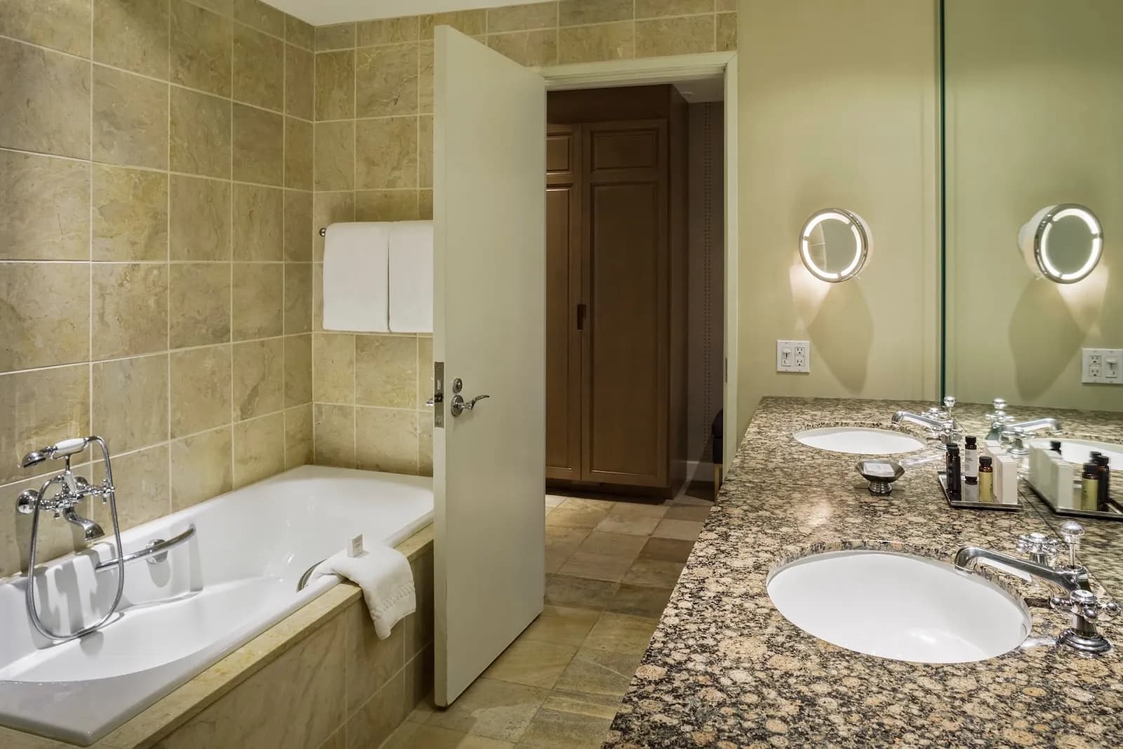 bathroom-bathtub-2