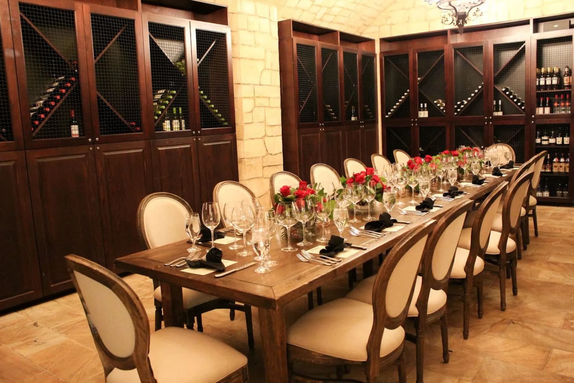 dining-winecellar-2