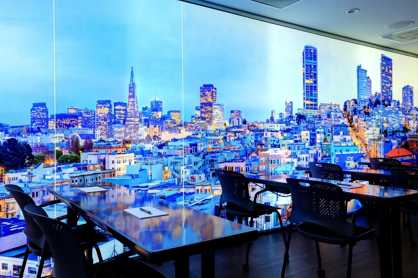 amenities-meetingroom-2