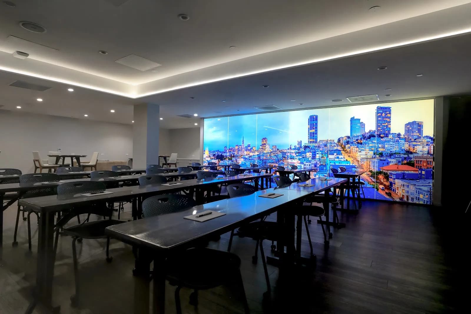 amenities-meetingroom-3