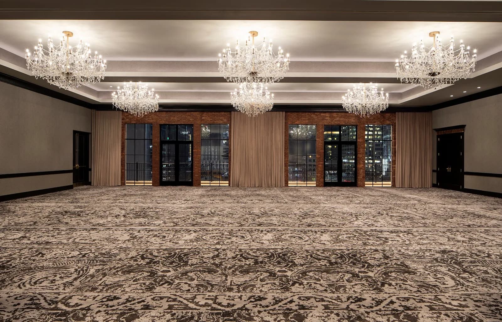 amenities-ballroom