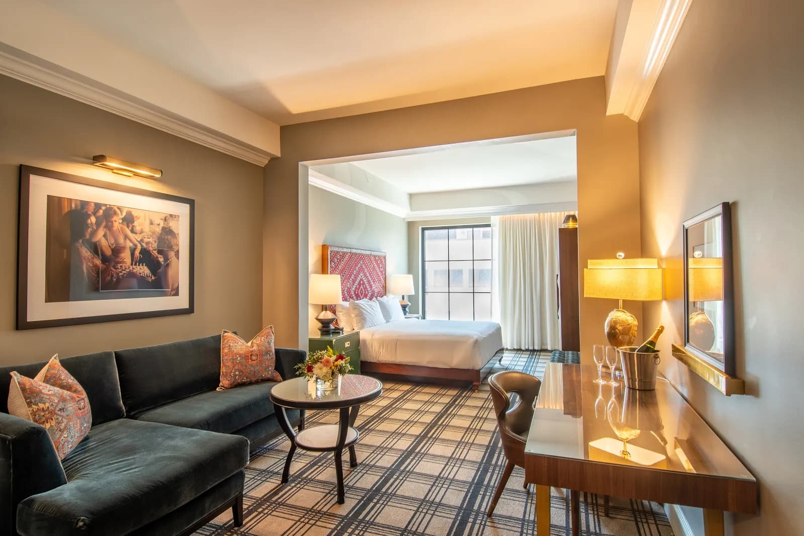 bedroom-suite