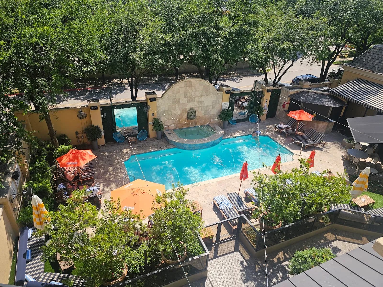 amenities-pool-7