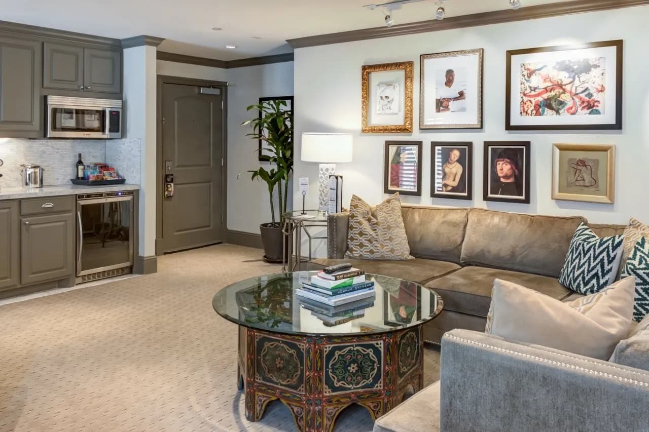 interior-suite-2