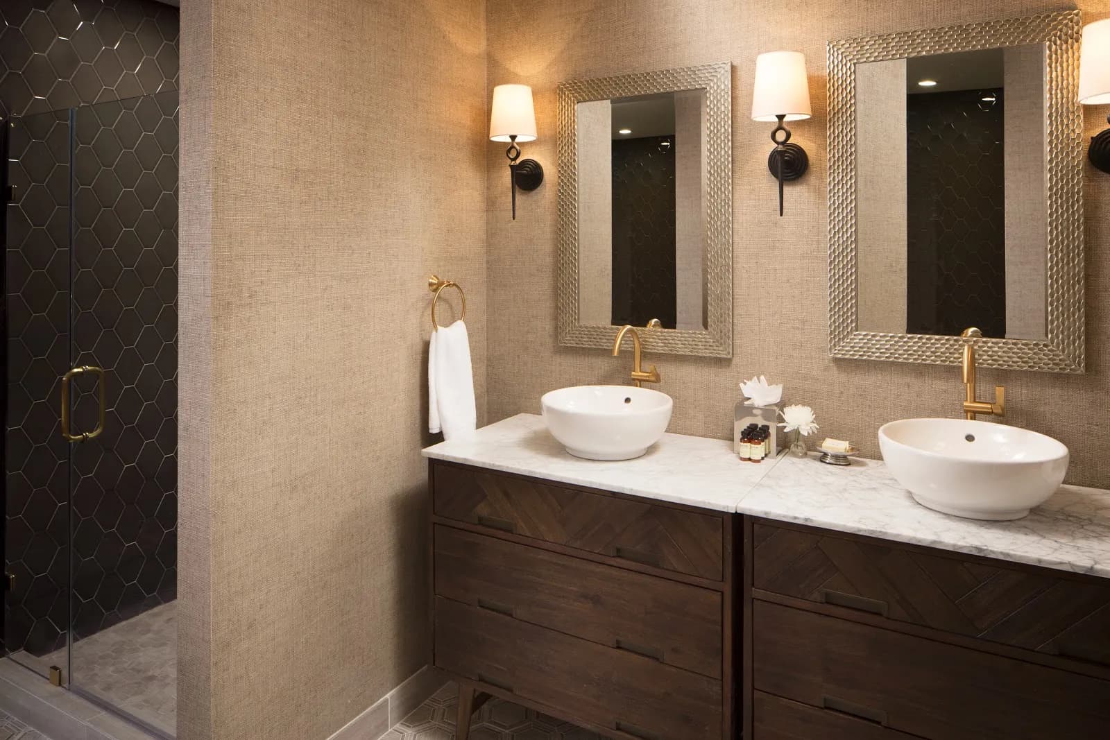 bathroom-vanity