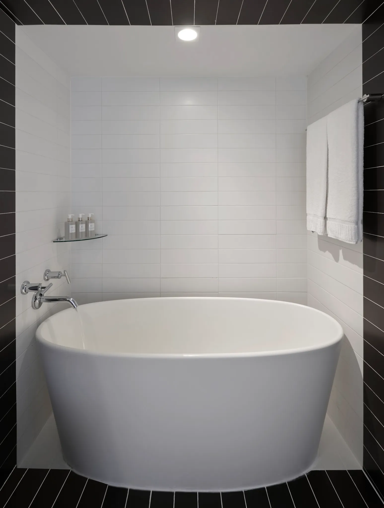 bathroom-bathtub