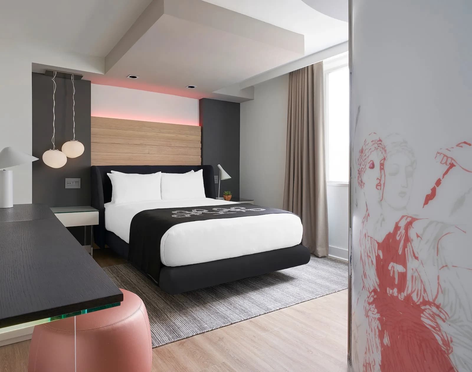 bedroom-kingbed-6
