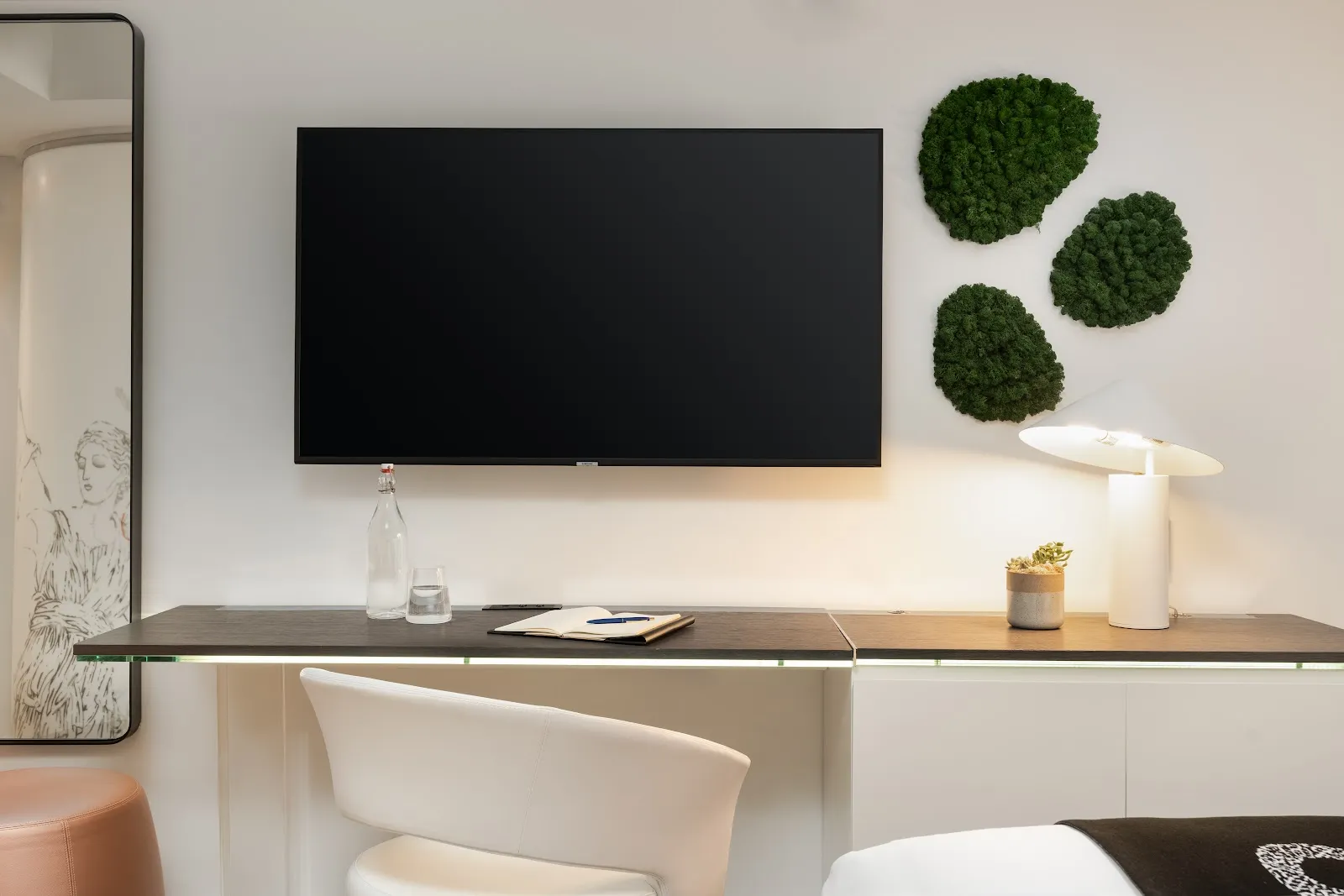 bedroom-workdesk-3
