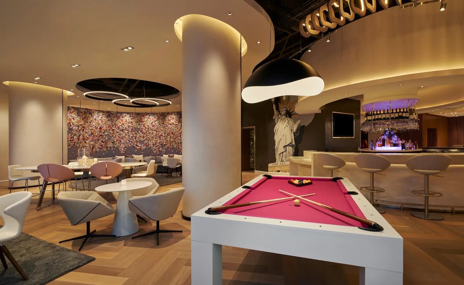 interior-lounge