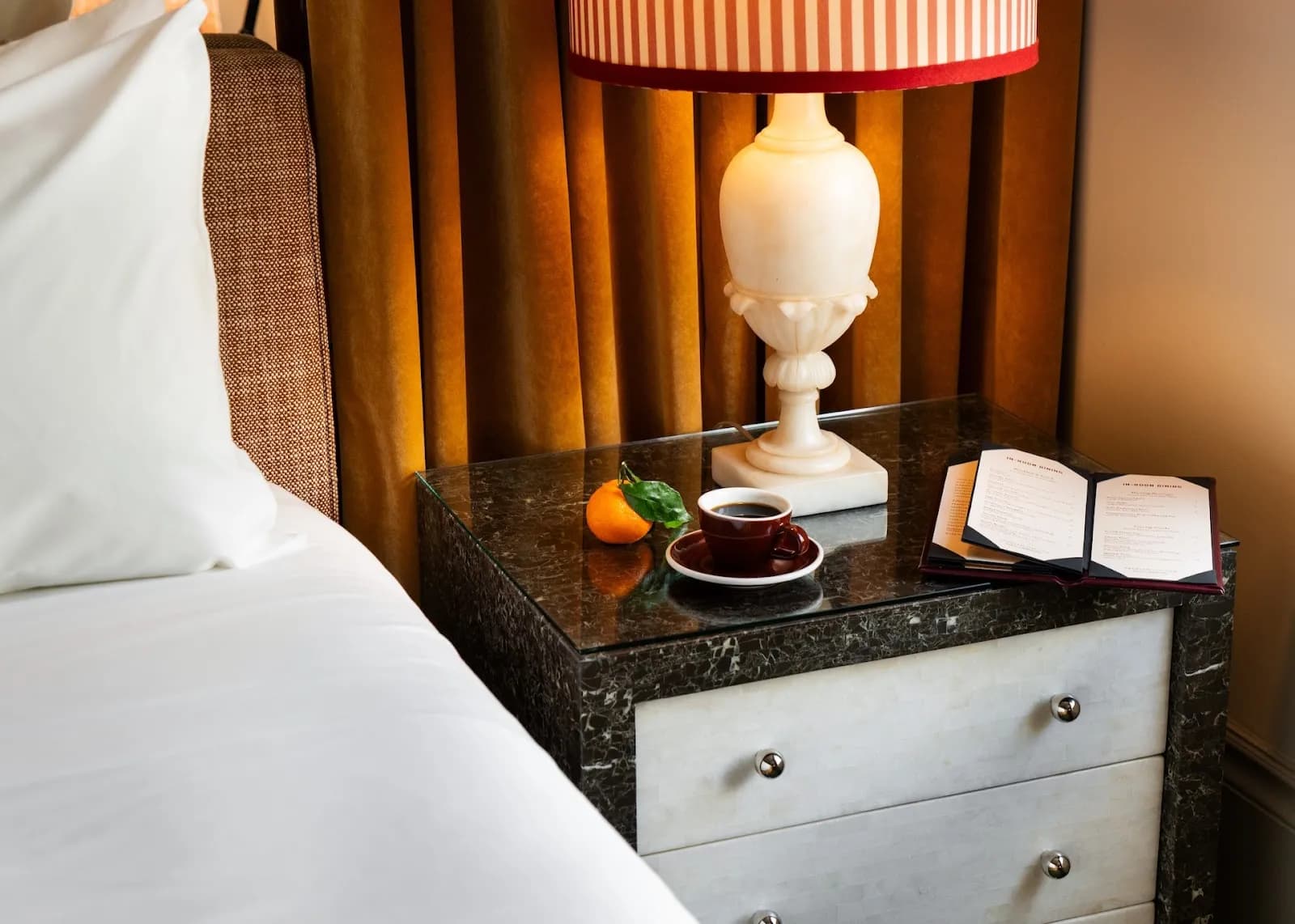 bedroom-nightstand