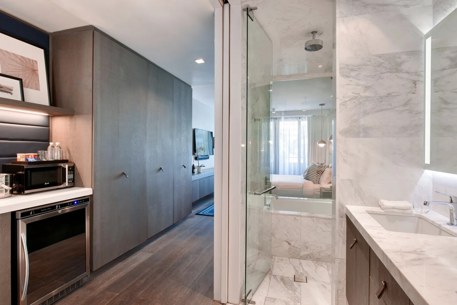 bathroom-shower