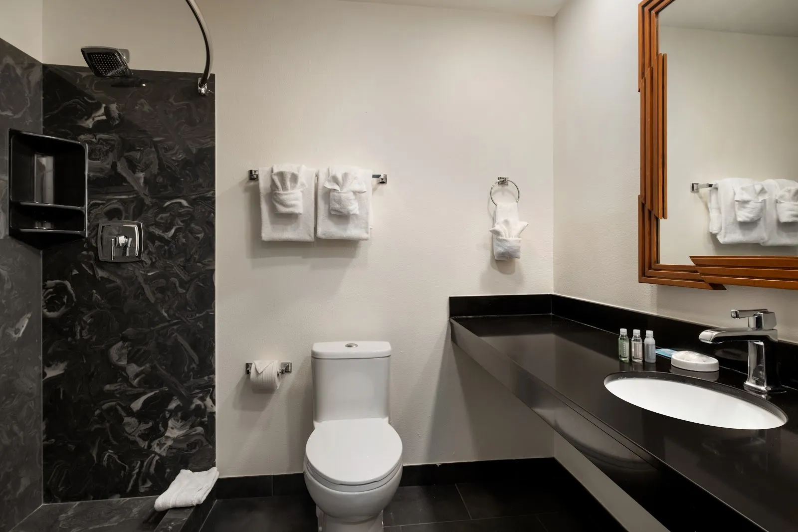 bathroom-shower
