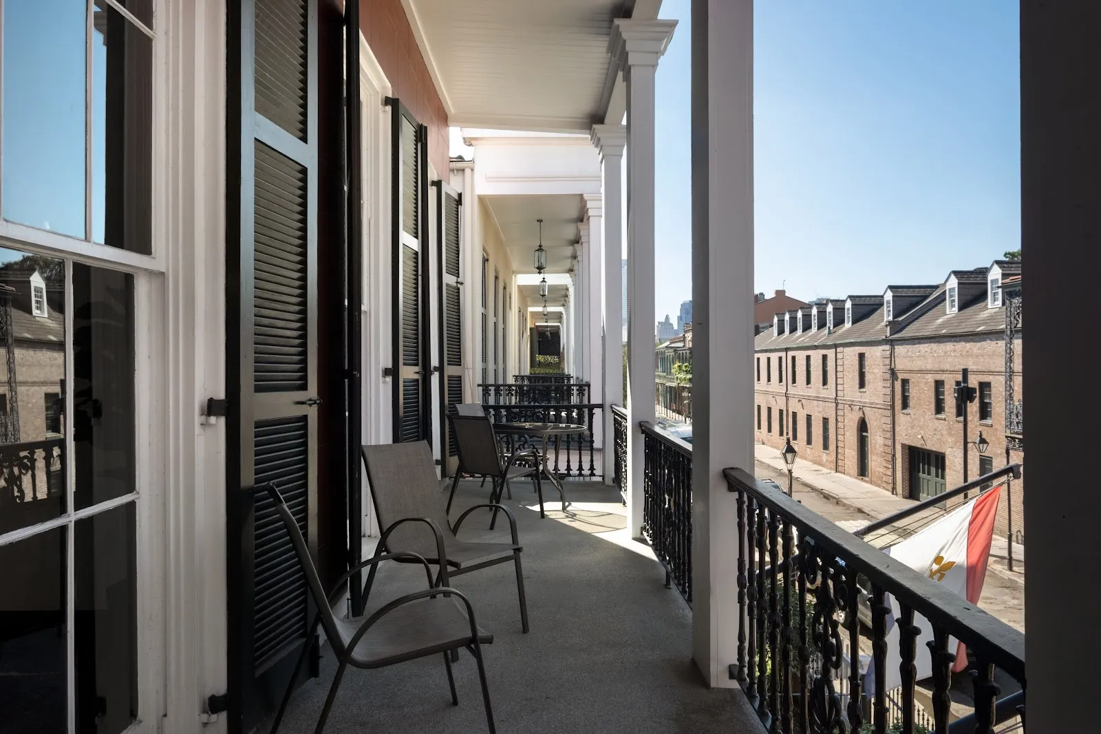 exterior-balcony