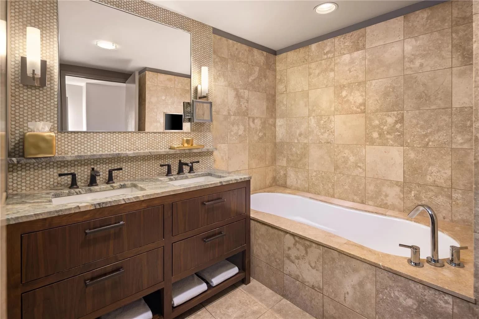 bathroom-bathtub