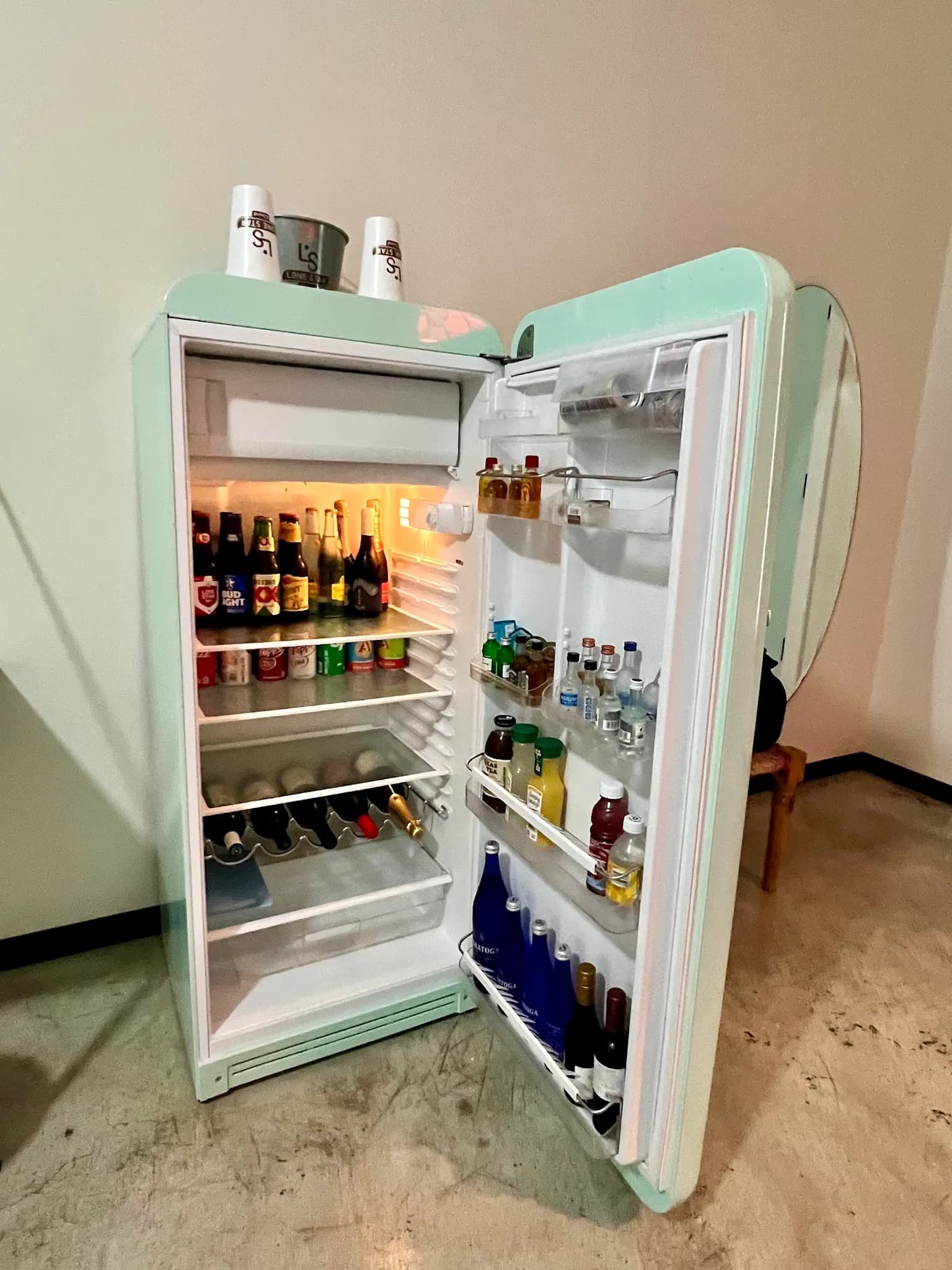 amenities-minibar