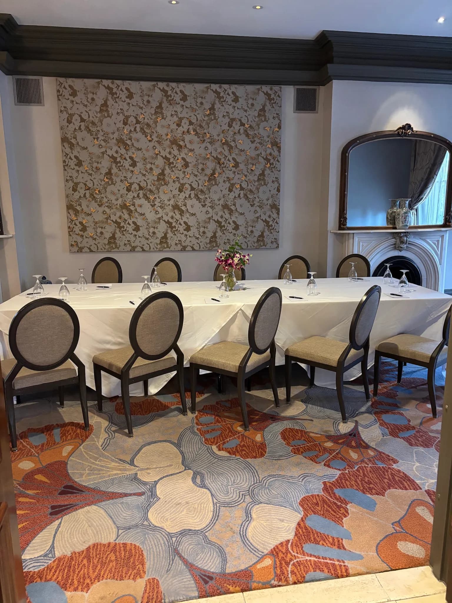 amenities-meetingroom-4