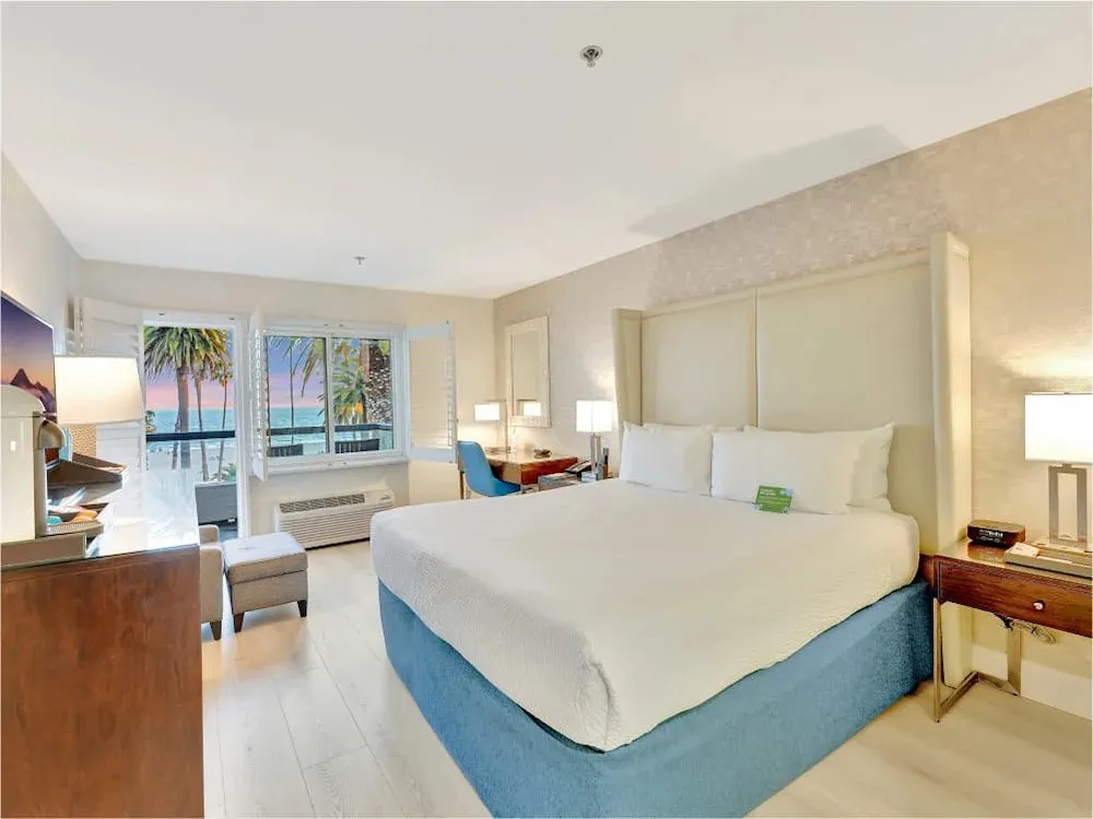 Ocean View Hotel - Photo 2