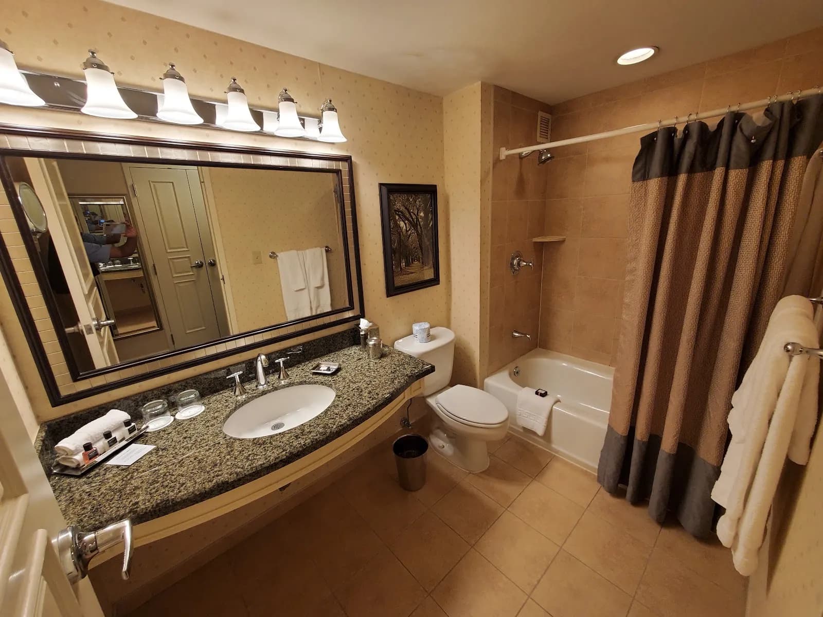 bathroom-vanity