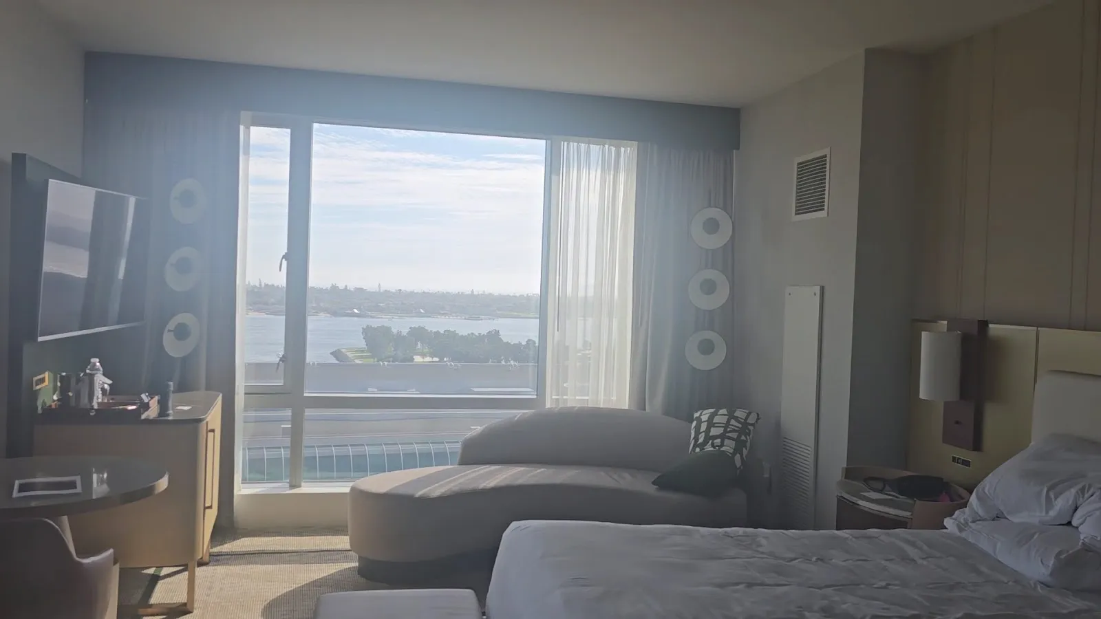 bedroom-bayview-2