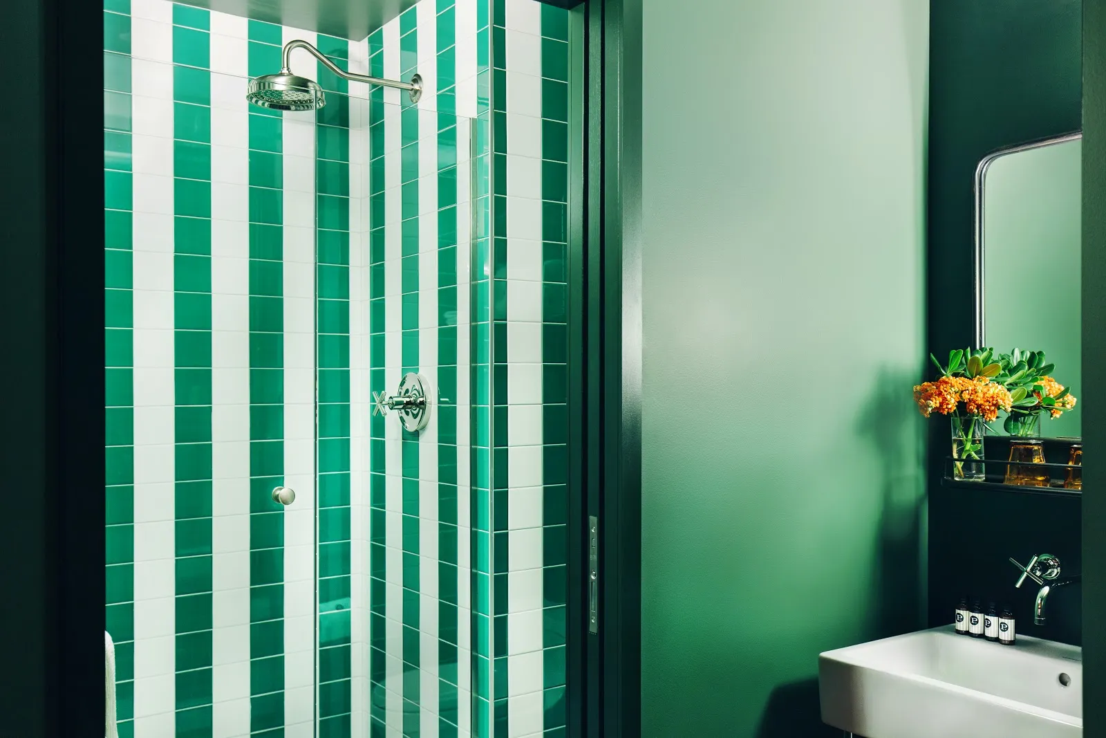 bathroom-shower