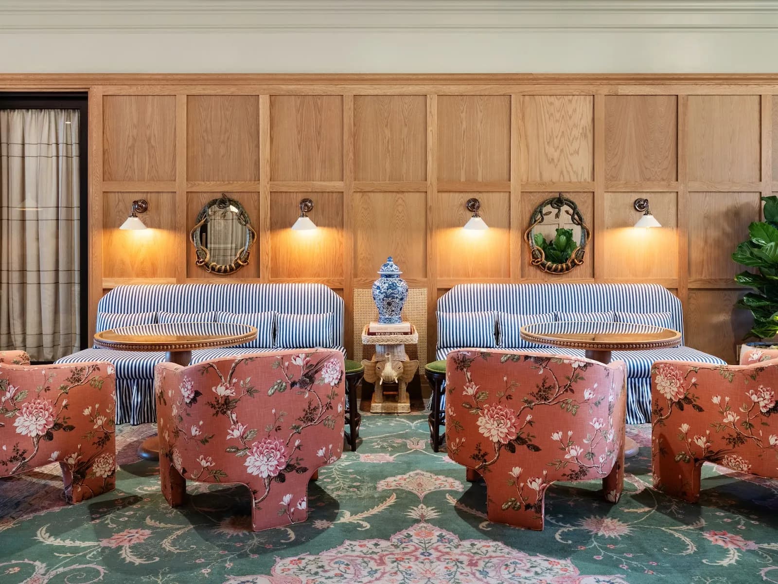 interior-loungeseating