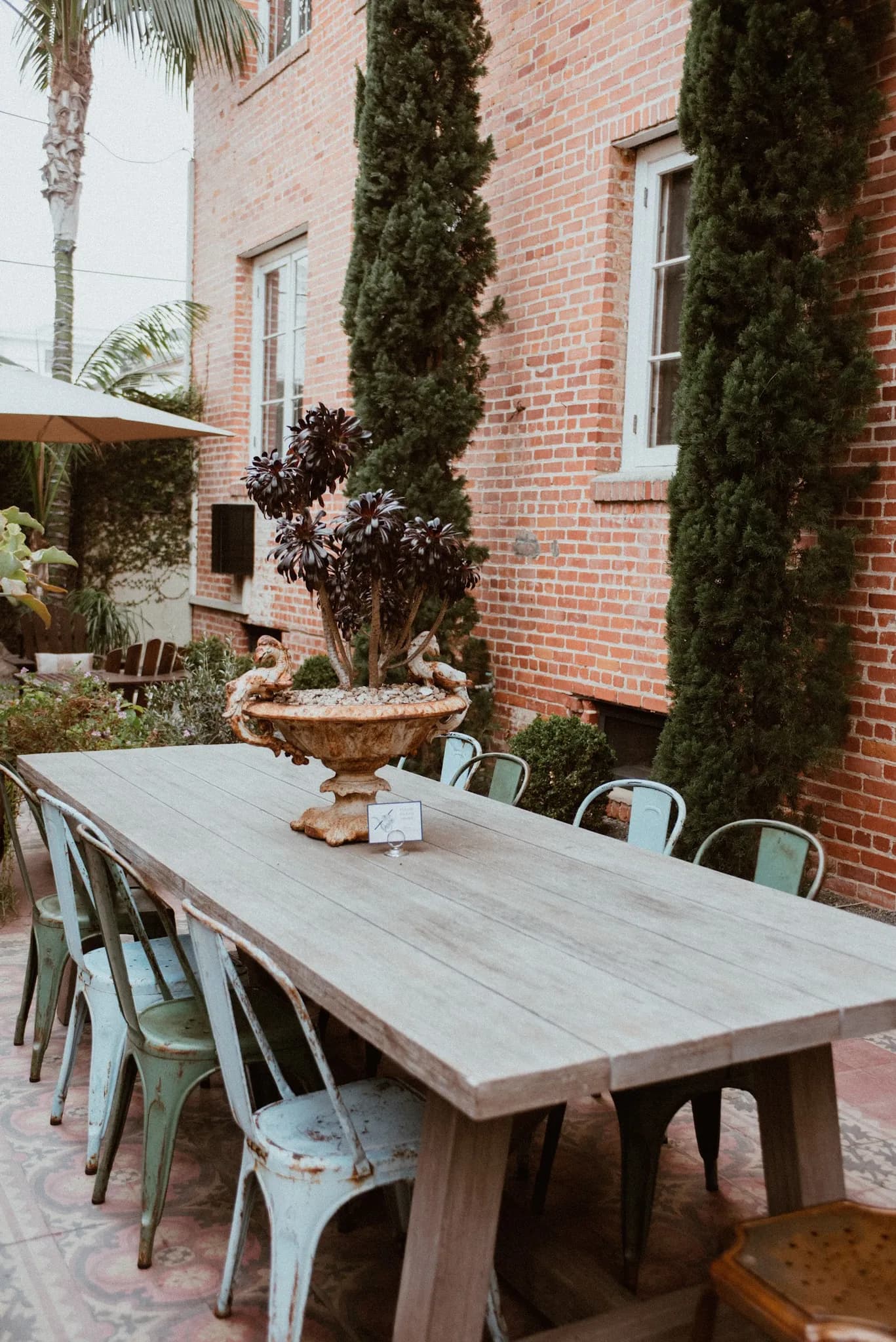 dining-outdoorpatio