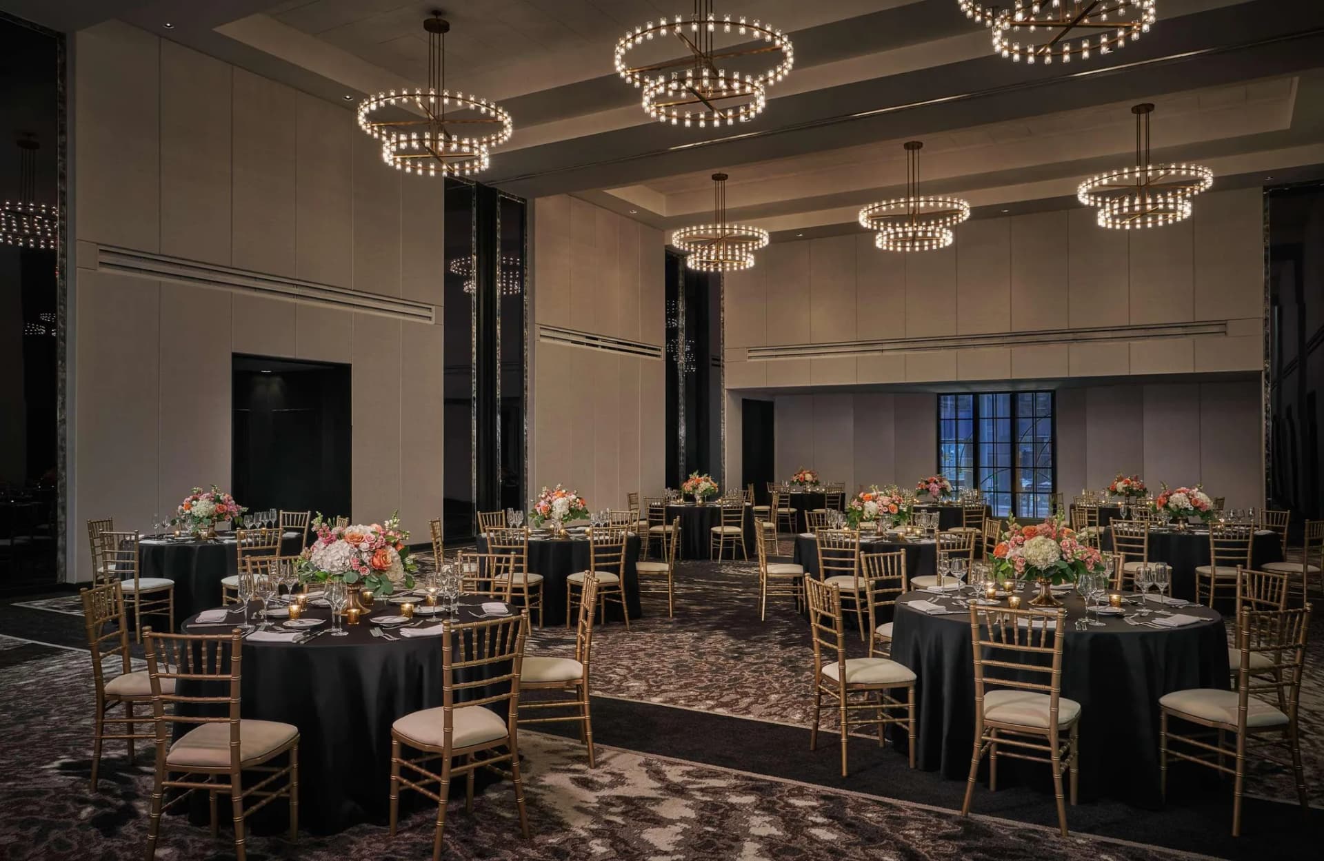 interior-ballroom