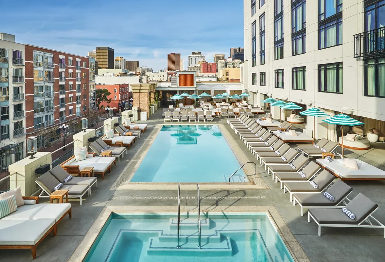 amenities-pool