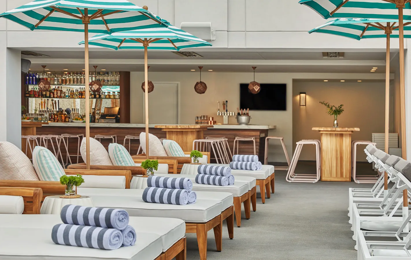 amenities-poolbar
