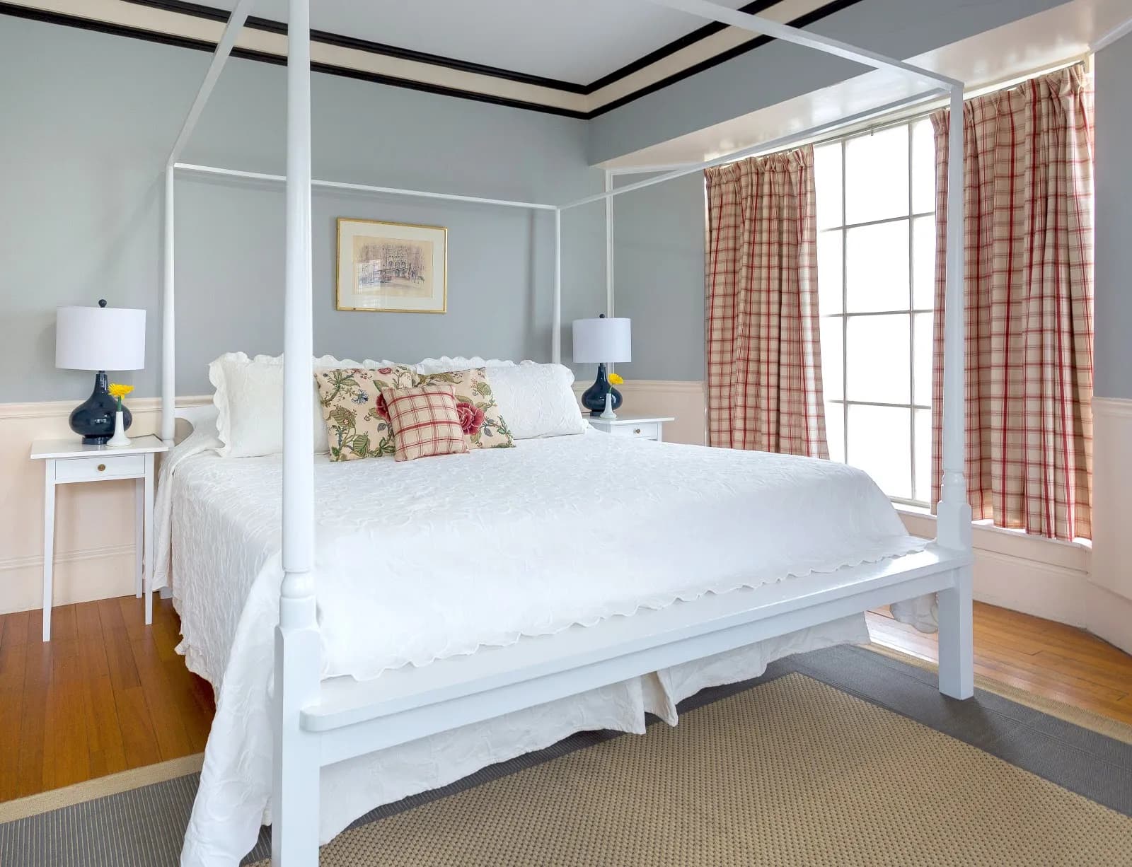 bedroom-kingbed