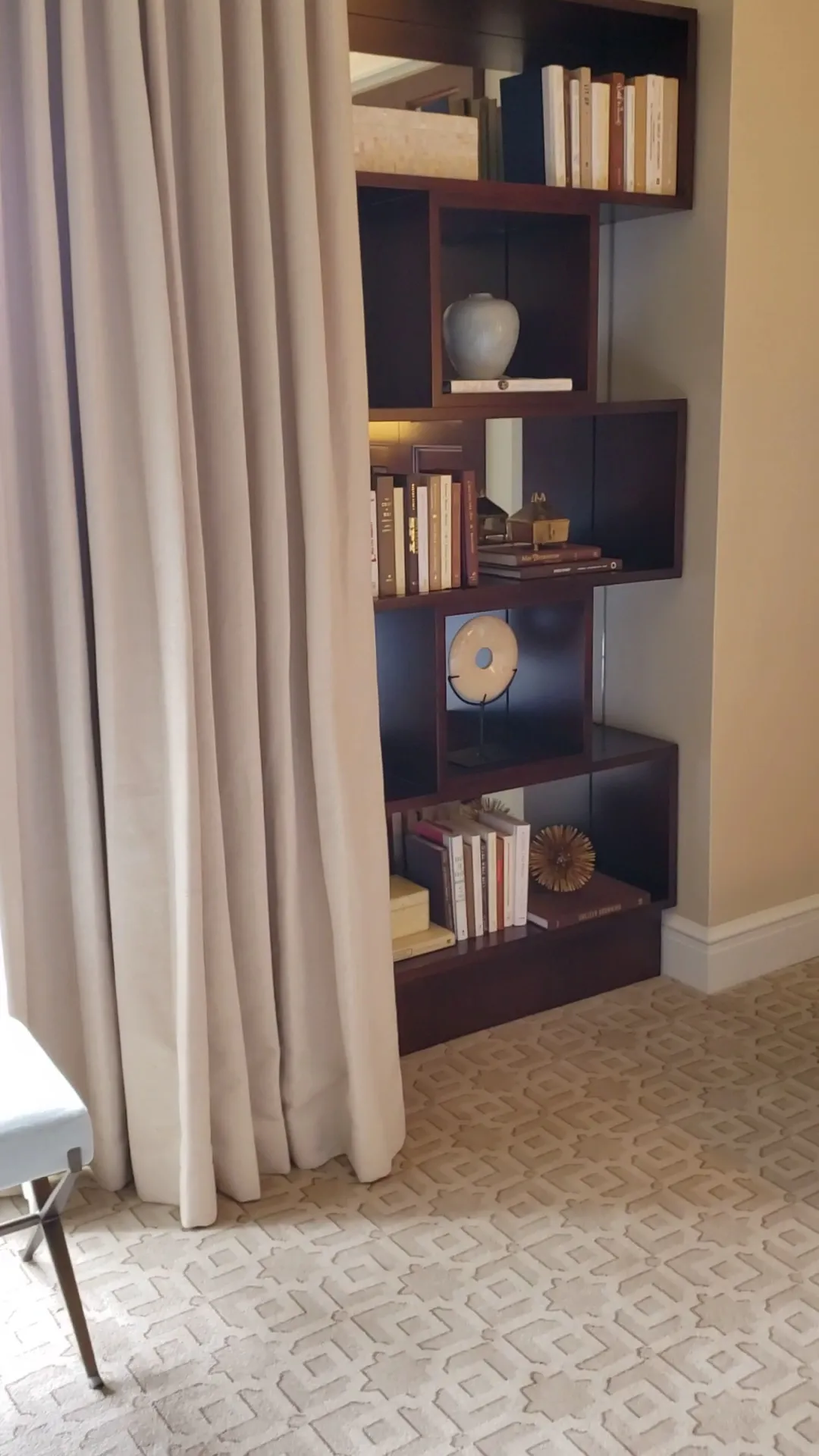 interior-bookshelf