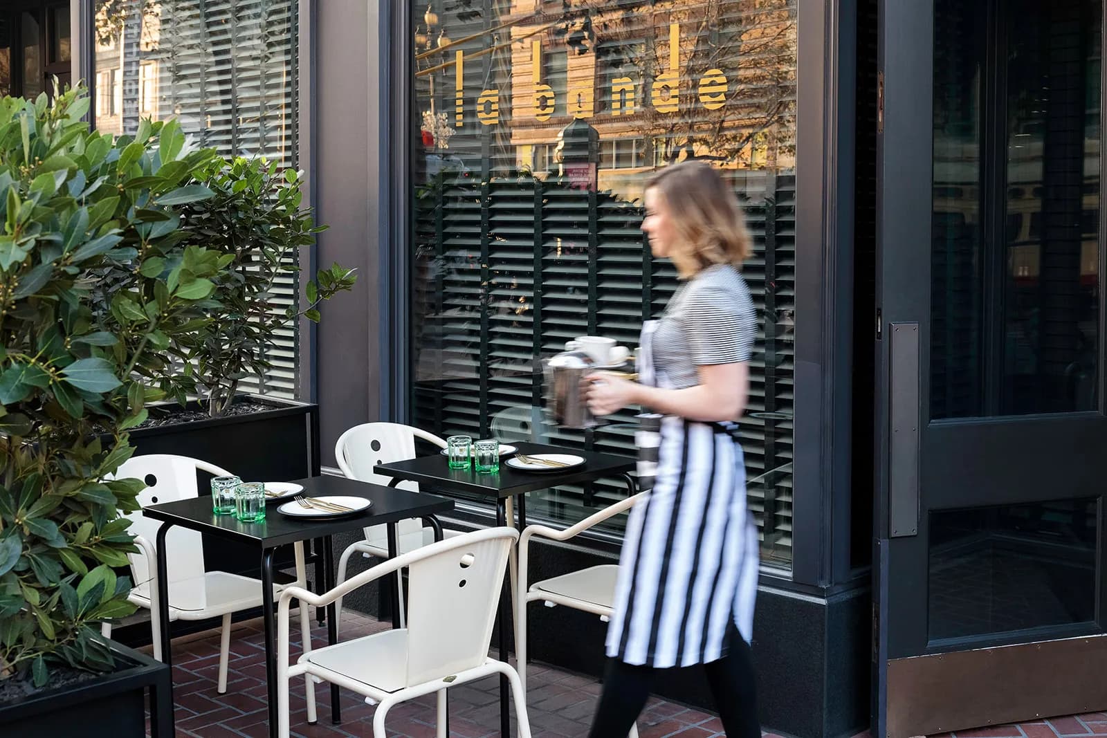 exterior-storefront