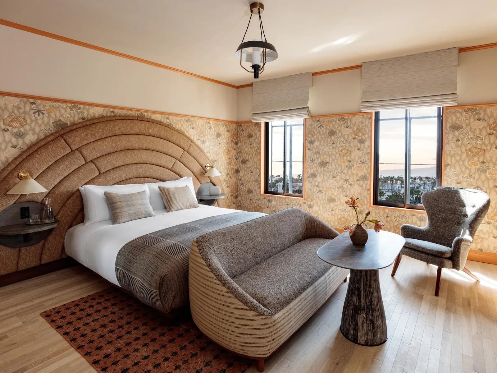 bedroom-suite