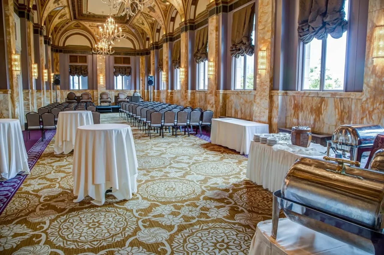interior-ballroom-2