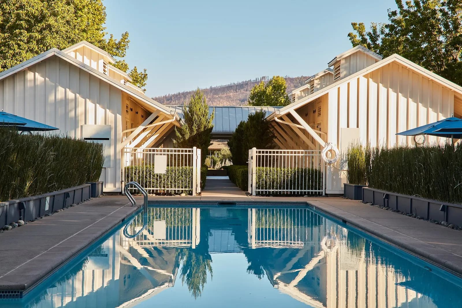 amenities-pool-4
