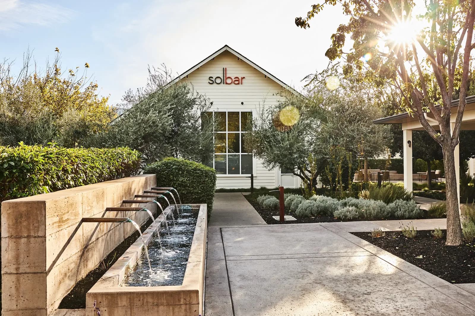 exterior-restaurant