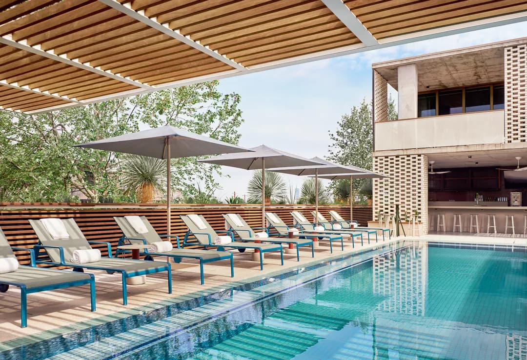amenities-pool-3