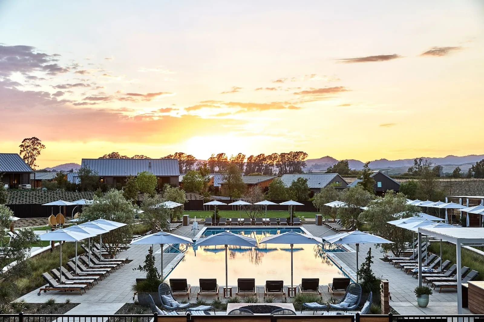 amenities-pool-2