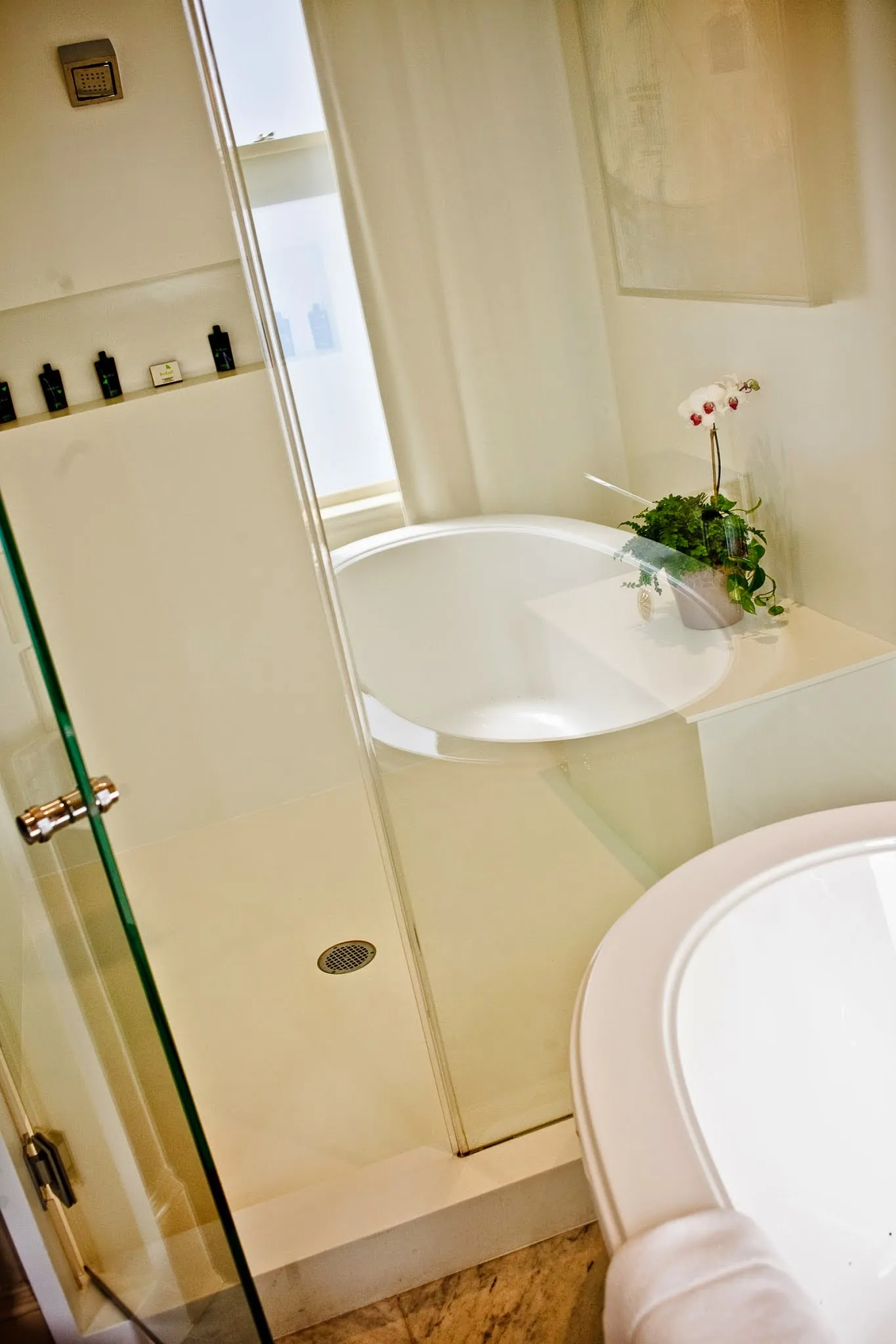 bathroom-shower