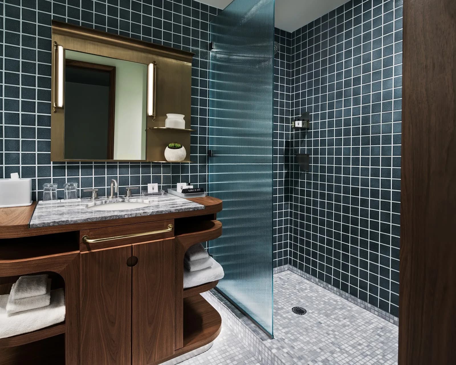 bathroom-shower